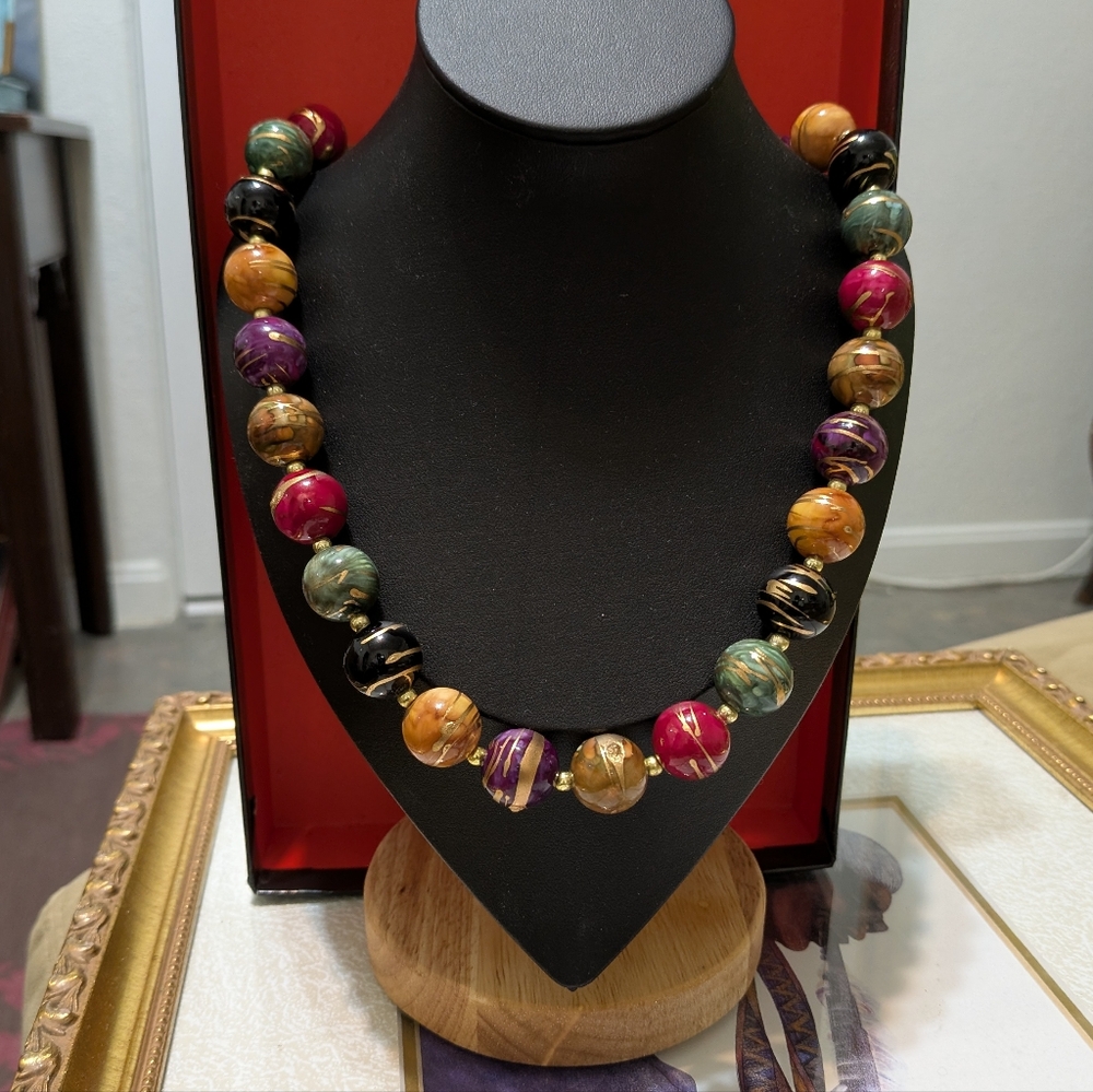 Gold Paint Splatter Jeweled Gumball Necklace 24 Inch.